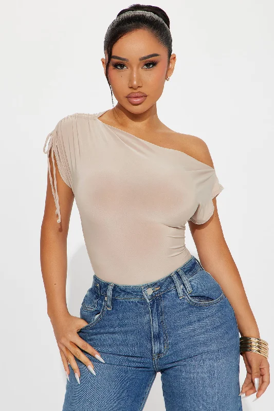 Julianne Off Shoulder Bodysuit - Taupe